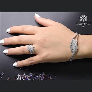 Elegant jewelry